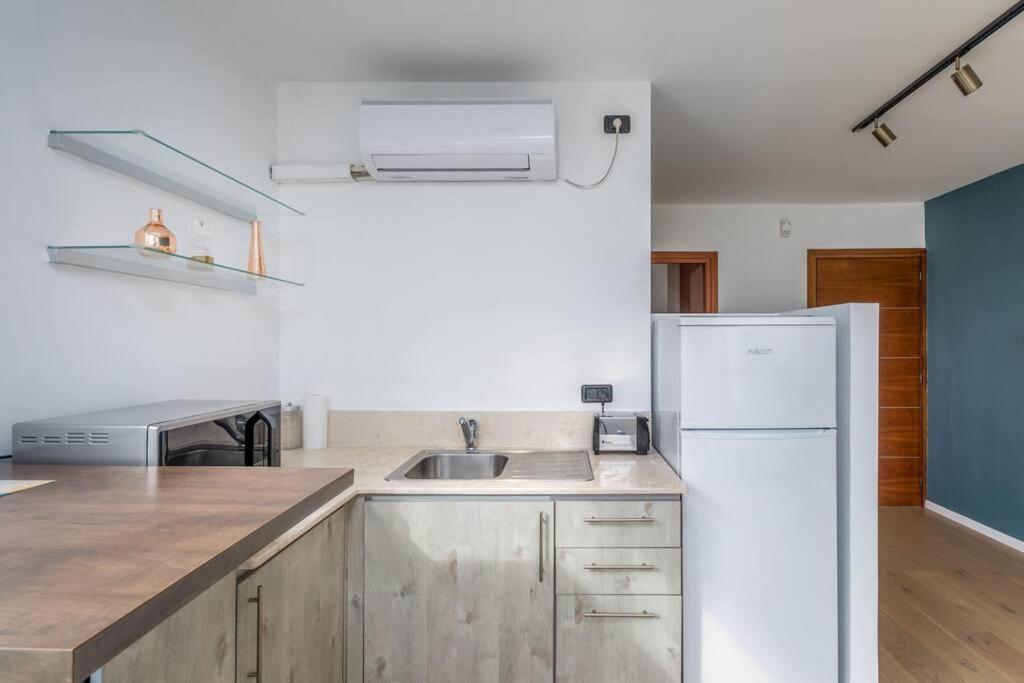 تل أبيب Yirmeyahou Suites By Sea U Tlv المظهر الخارجي الصورة