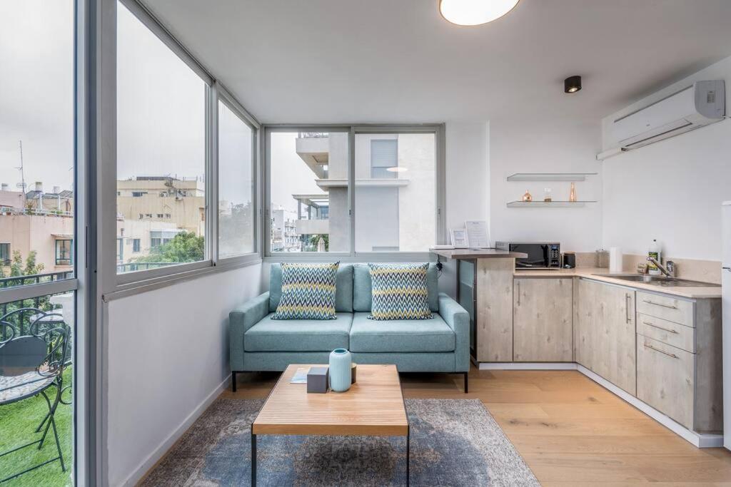 تل أبيب Yirmeyahou Suites By Sea U Tlv المظهر الخارجي الصورة
